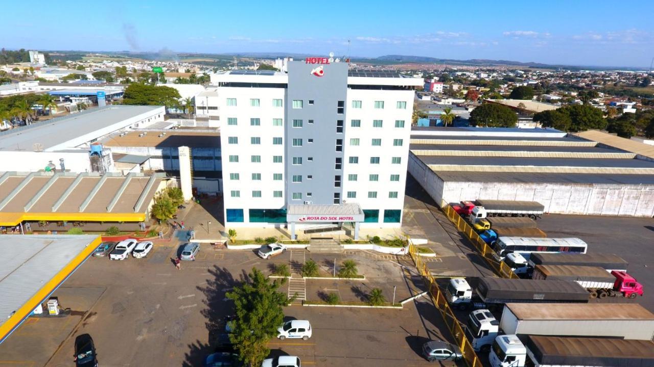 Hotel Rota Do Sol Патросиниу Экстерьер фото