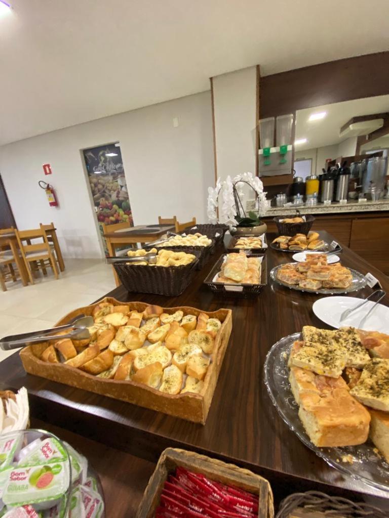 Hotel Rota Do Sol Патросиниу Экстерьер фото